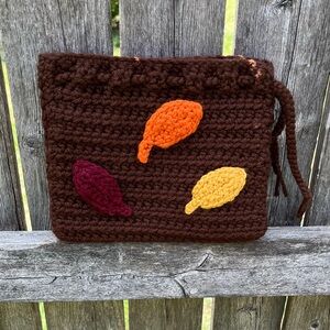 🎁Falling Leaves Crocheted Bag